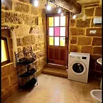 Il Mithna With Indoor Heated Jacuzzi Pool ヴィラ ガルブ