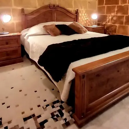 Il Mithna With Indoor Heated Jacuzzi Pool וילה *