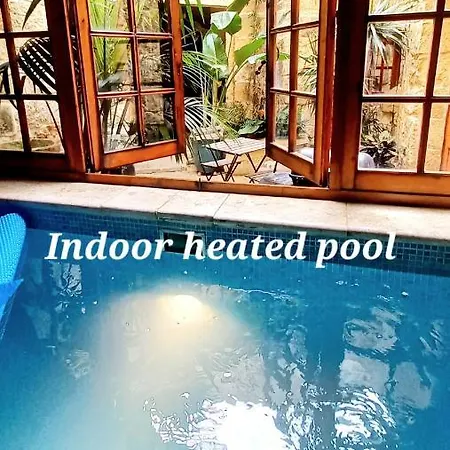 Villa Il Mithna With Indoor Heated Jacuzzi Pool