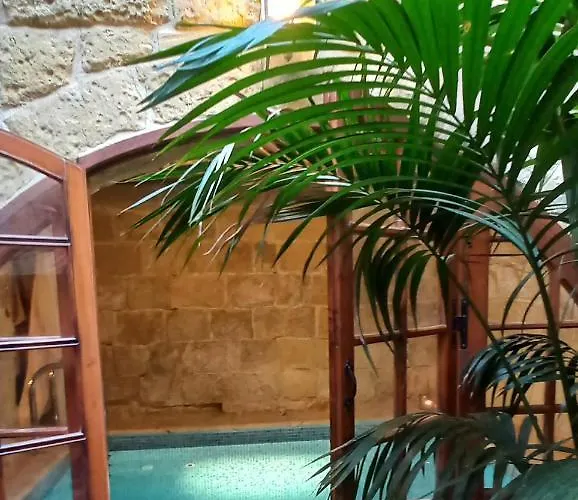 빌라 Il Mithna With Indoor Heated Jacuzzi Pool *