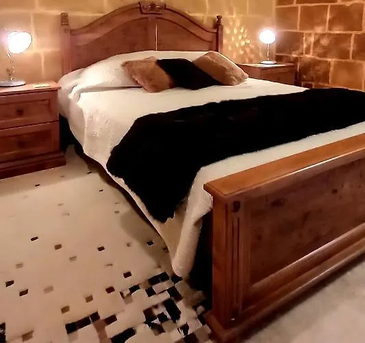 Il Mithna With Indoor Heated Jacuzzi Pool فيلة *